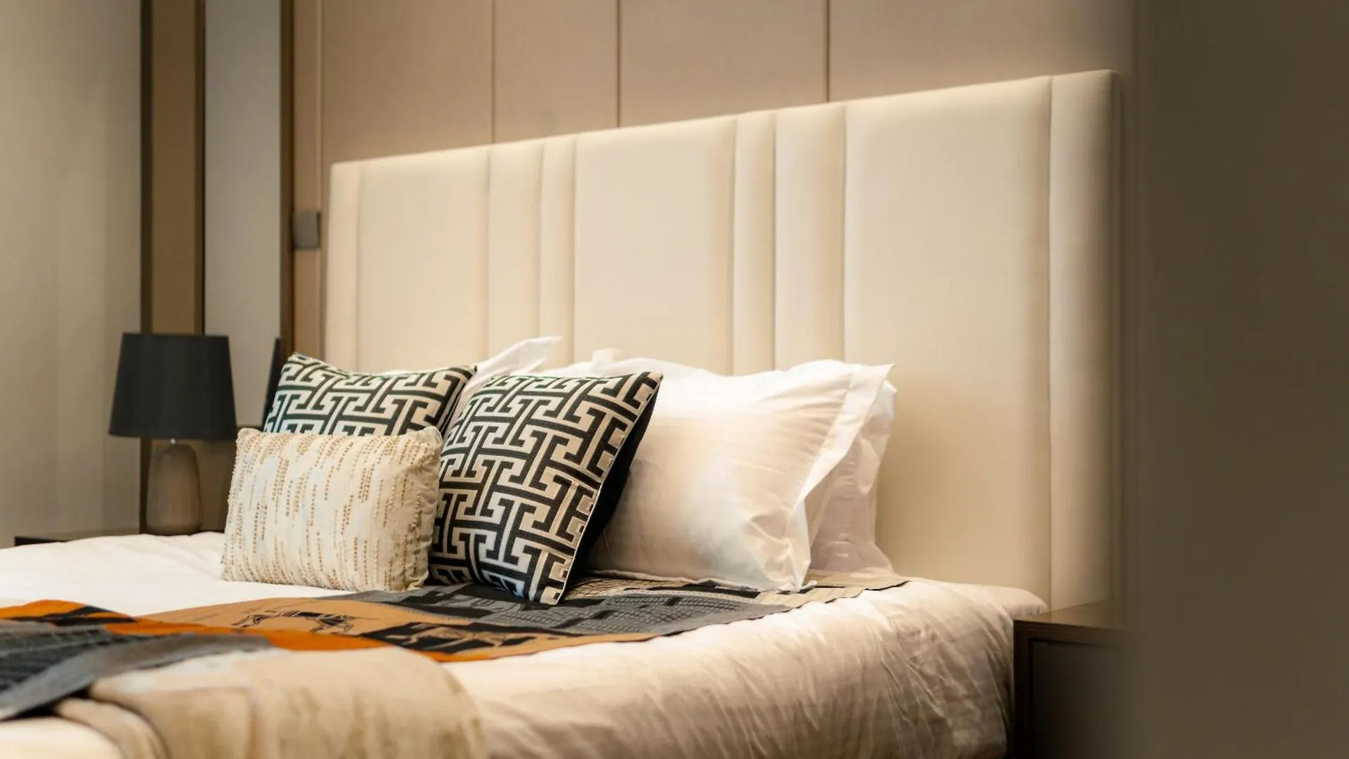 Brand New 2Br In Nobles Tower - Pool Gym And Premium Business Bay Living, Managed By Think Realty Apartment Dubai